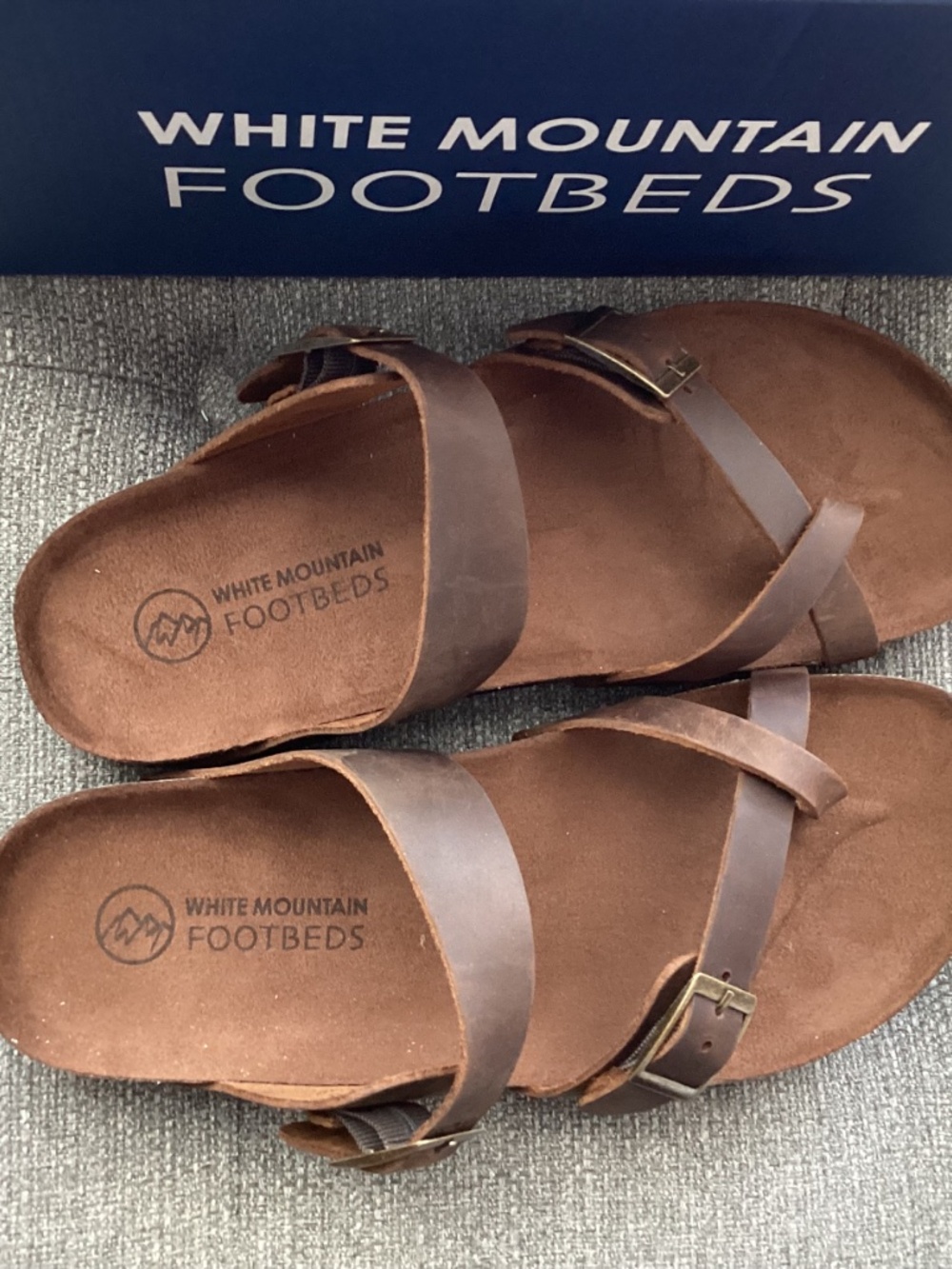 White Mountain Women's Gracie Footbed Sandals, size 10 - Picture 3 of 11